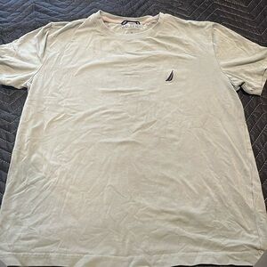 Brand : nautica
Color : sage green